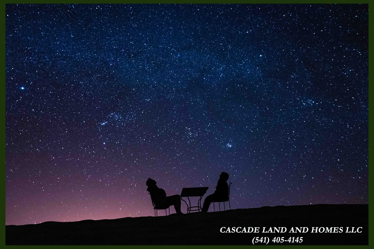 there is no light pollution here and the mountain air is clear and crisp allowing for absolutely spectacular nighttime stargazing. as you gaze out to the west, you can watch the sunset over the cascades and paint the sky orange and pink on those warm summer evenings.